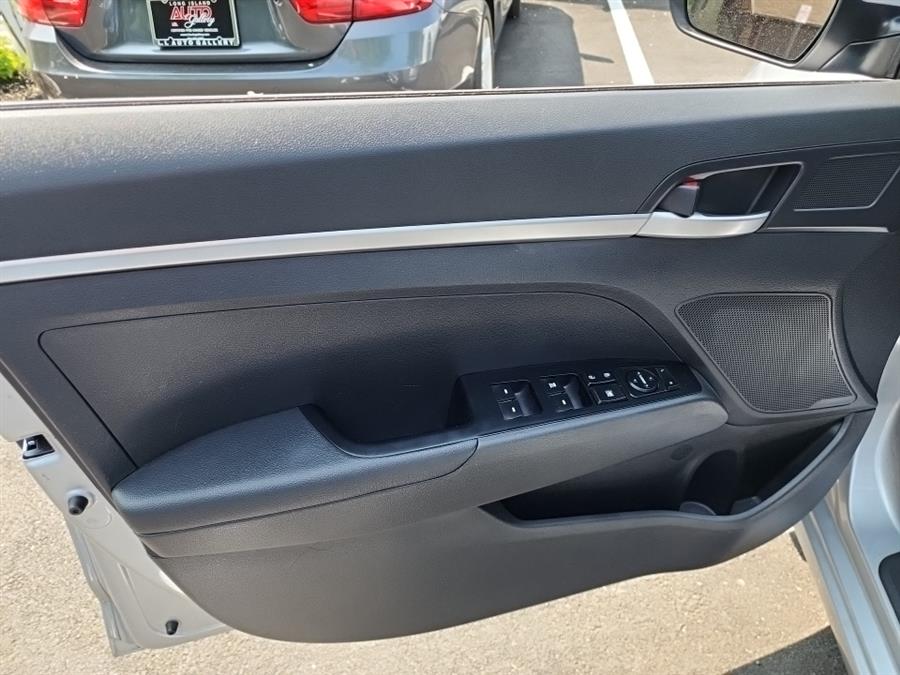 2020 Hyundai Elantra SE IVT SULEV, available for sale in Islip, New York | L.I. Auto Gallery. Islip, New York 2020 Hyundai Elantra SE IVT SULEV, available for sale in Islip, New York | L.I. Auto Gallery. Islip, New York
