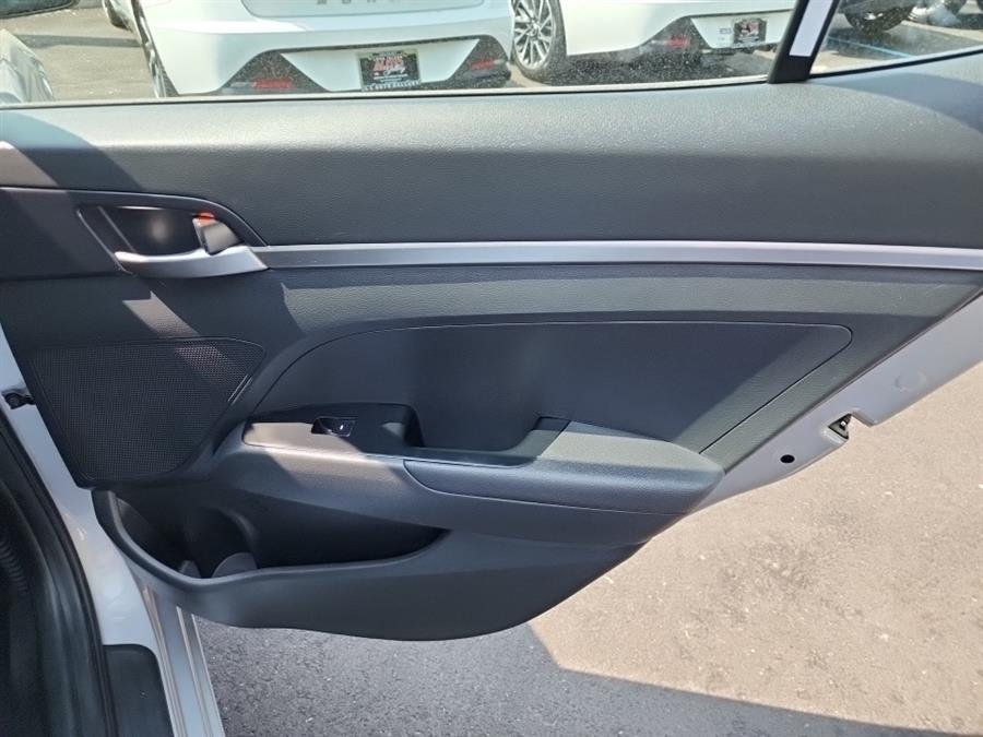 2020 Hyundai Elantra SE IVT SULEV, available for sale in Islip, New York | L.I. Auto Gallery. Islip, New York 2020 Hyundai Elantra SE IVT SULEV, available for sale in Islip, New York | L.I. Auto Gallery. Islip, New York