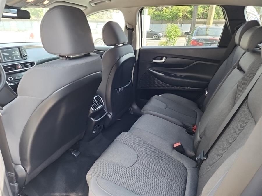2020 Hyundai Santa Fe SE 2.4L Auto FWD w/SULEV, available for sale in Islip, New York | L.I. Auto Gallery. Islip, New York 2020 Hyundai Santa Fe SE 2.4L Auto FWD w/SULEV, available for sale in Islip, New York | L.I. Auto Gallery. Islip, New York