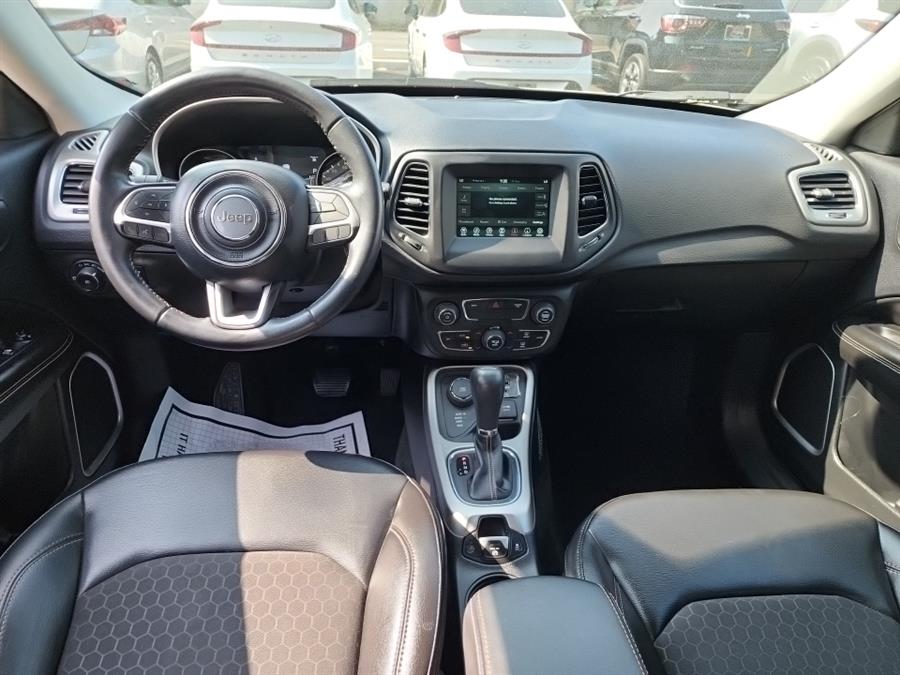 2020 Jeep Compass Latitude 4x4, available for sale in Islip, New York | L.I. Auto Gallery. Islip, New York 2020 Jeep Compass Latitude 4x4, available for sale in Islip, New York | L.I. Auto Gallery. Islip, New York