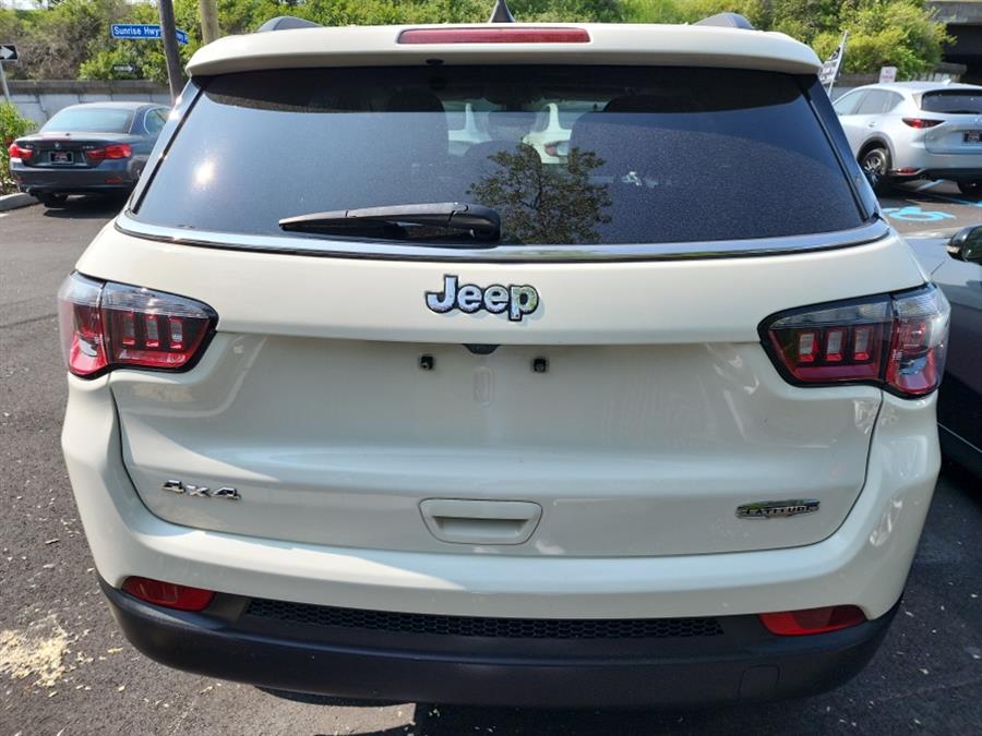 2020 Jeep Compass Latitude 4x4, available for sale in Islip, New York | L.I. Auto Gallery. Islip, New York 2020 Jeep Compass Latitude 4x4, available for sale in Islip, New York | L.I. Auto Gallery. Islip, New York
