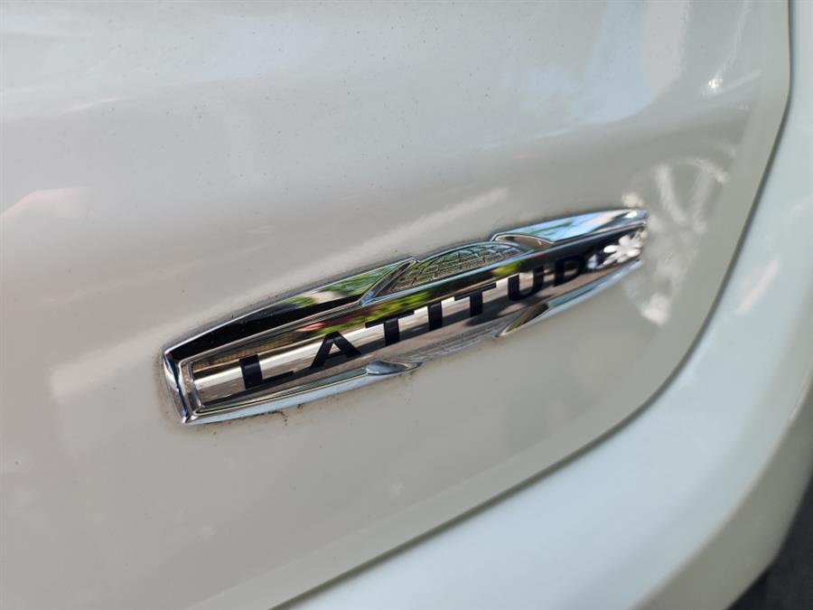 2020 Jeep Compass Latitude 4x4, available for sale in Islip, New York | L.I. Auto Gallery. Islip, New York 2020 Jeep Compass Latitude 4x4, available for sale in Islip, New York | L.I. Auto Gallery. Islip, New York