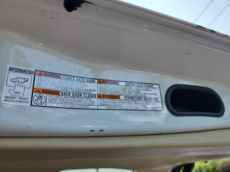 2019 Toyota Highlander SE V6 AWD (Natl), available for sale in Islip, New York | L.I. Auto Gallery. Islip, New York 2019 Toyota Highlander SE V6 AWD (Natl), available for sale in Islip, New York | L.I. Auto Gallery. Islip, New York