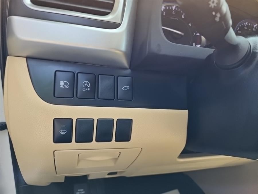 2019 Toyota Highlander SE V6 AWD (Natl), available for sale in Islip, New York | L.I. Auto Gallery. Islip, New York 2019 Toyota Highlander SE V6 AWD (Natl), available for sale in Islip, New York | L.I. Auto Gallery. Islip, New York