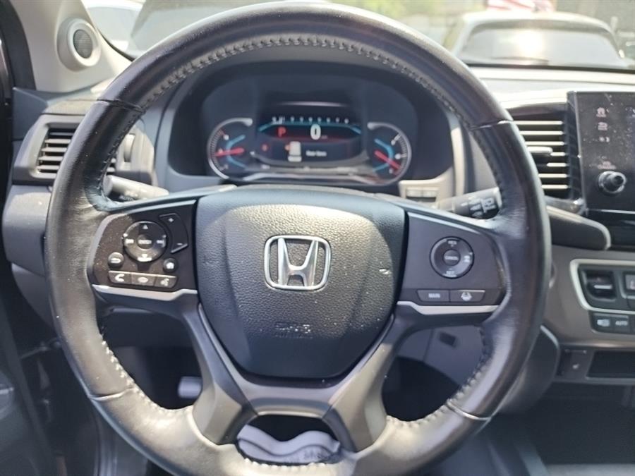 2020 Honda Pilot EX-L AWD, available for sale in Islip, New York | L.I. Auto Gallery. Islip, New York 2020 Honda Pilot EX-L AWD, available for sale in Islip, New York | L.I. Auto Gallery. Islip, New York