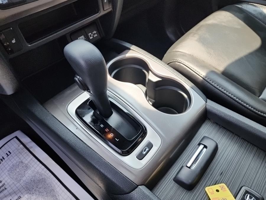 2020 Honda Pilot EX-L AWD, available for sale in Islip, New York | L.I. Auto Gallery. Islip, New York 2020 Honda Pilot EX-L AWD, available for sale in Islip, New York | L.I. Auto Gallery. Islip, New York