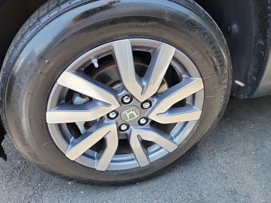 2020 Honda Pilot EX-L AWD, available for sale in Islip, New York | L.I. Auto Gallery. Islip, New York 2020 Honda Pilot EX-L AWD, available for sale in Islip, New York | L.I. Auto Gallery. Islip, New York