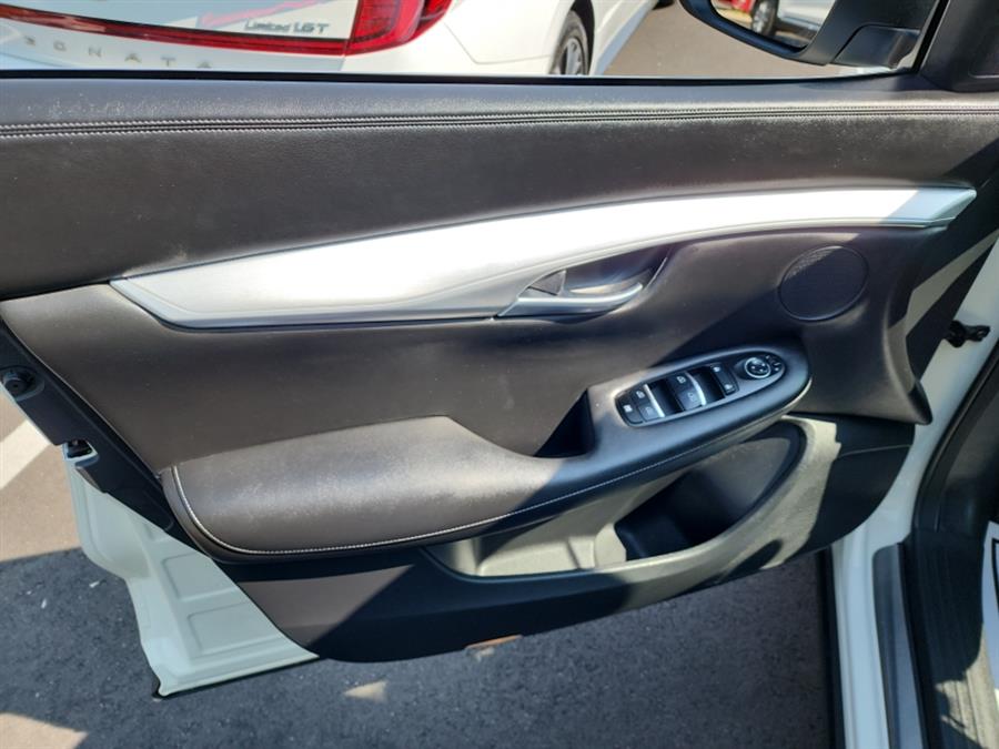 2019 INFINITI QX50 ESSENTIAL AWD, available for sale in Islip, New York | L.I. Auto Gallery. Islip, New York 2019 INFINITI QX50 ESSENTIAL AWD, available for sale in Islip, New York | L.I. Auto Gallery. Islip, New York