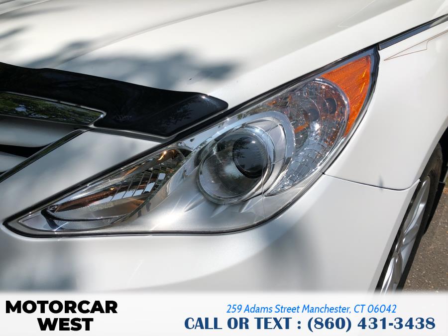 2013 Hyundai Sonata 4dr Sdn 2.4L Auto GLS PZEV, available for sale in Manchester, Connecticut | Motorcar West. Manchester, Connecticut 2013 Hyundai Sonata 4dr Sdn 2.4L Auto GLS PZEV, available for sale in Manchester, Connecticut | Motorcar West. Manchester, Connecticut