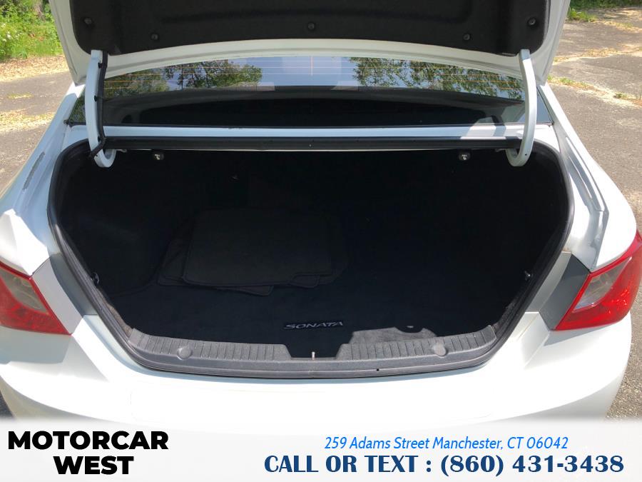 2013 Hyundai Sonata 4dr Sdn 2.4L Auto GLS PZEV, available for sale in Manchester, Connecticut | Motorcar West. Manchester, Connecticut 2013 Hyundai Sonata 4dr Sdn 2.4L Auto GLS PZEV, available for sale in Manchester, Connecticut | Motorcar West. Manchester, Connecticut