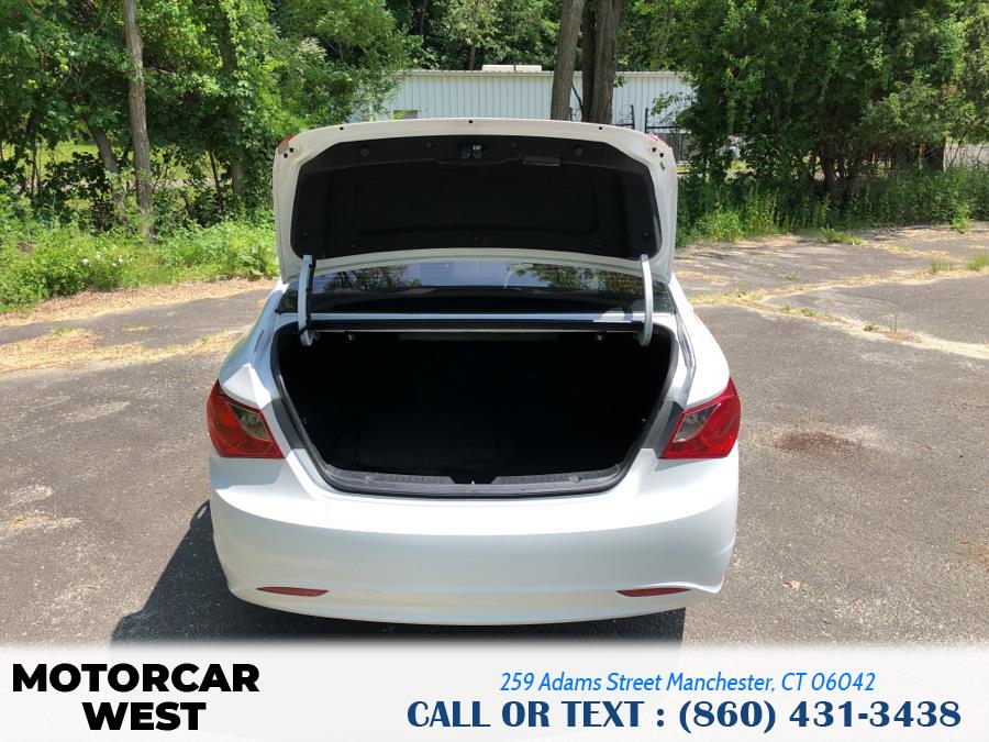 2013 Hyundai Sonata 4dr Sdn 2.4L Auto GLS PZEV, available for sale in Manchester, Connecticut | Motorcar West. Manchester, Connecticut 2013 Hyundai Sonata 4dr Sdn 2.4L Auto GLS PZEV, available for sale in Manchester, Connecticut | Motorcar West. Manchester, Connecticut