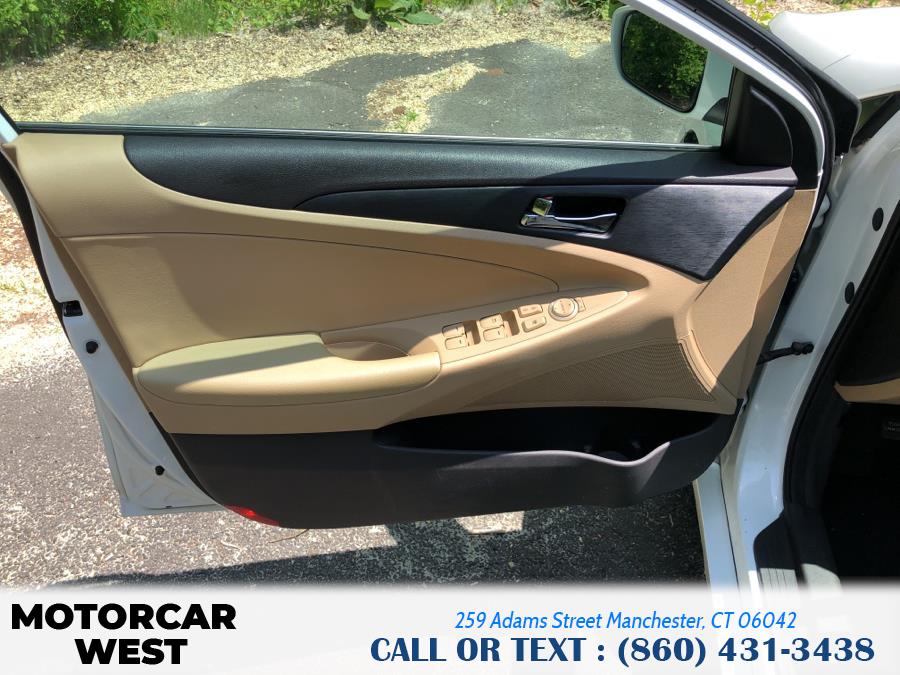 2013 Hyundai Sonata 4dr Sdn 2.4L Auto GLS PZEV, available for sale in Manchester, Connecticut | Motorcar West. Manchester, Connecticut 2013 Hyundai Sonata 4dr Sdn 2.4L Auto GLS PZEV, available for sale in Manchester, Connecticut | Motorcar West. Manchester, Connecticut