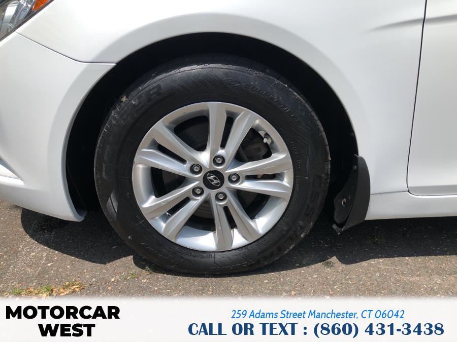 2013 Hyundai Sonata 4dr Sdn 2.4L Auto GLS PZEV, available for sale in Manchester, Connecticut | Motorcar West. Manchester, Connecticut 2013 Hyundai Sonata 4dr Sdn 2.4L Auto GLS PZEV, available for sale in Manchester, Connecticut | Motorcar West. Manchester, Connecticut