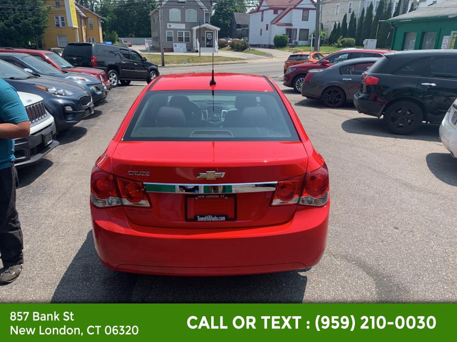 2014 Chevrolet Cruze 4dr Sdn Auto LS, available for sale in New London, Connecticut | McAvoy Inc dba Town Hill Auto. New London, Connecticut 2014 Chevrolet Cruze 4dr Sdn Auto LS, available for sale in New London, Connecticut | McAvoy Inc dba Town Hill Auto. New London, Connecticut
