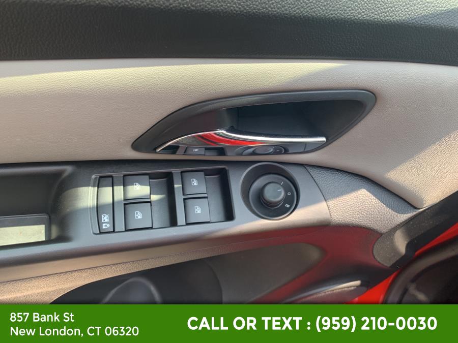 2014 Chevrolet Cruze 4dr Sdn Auto LS, available for sale in New London, Connecticut | McAvoy Inc dba Town Hill Auto. New London, Connecticut 2014 Chevrolet Cruze 4dr Sdn Auto LS, available for sale in New London, Connecticut | McAvoy Inc dba Town Hill Auto. New London, Connecticut