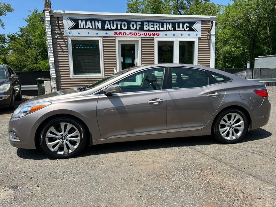 2013 Hyundai Azera 4dr Sdn, available for sale in Berlin, Connecticut | Main Auto of Berlin. Berlin, Connecticut 2013 Hyundai Azera 4dr Sdn, available for sale in Berlin, Connecticut | Main Auto of Berlin. Berlin, Connecticut