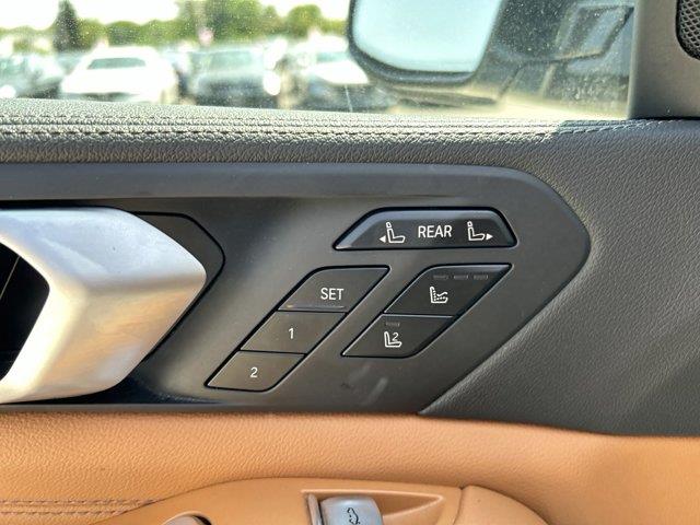 2021 BMW X7 xDrive40i, available for sale in Great Neck, New York | Camy Cars. Great Neck, New York 2021 BMW X7 xDrive40i, available for sale in Great Neck, New York | Camy Cars. Great Neck, New York
