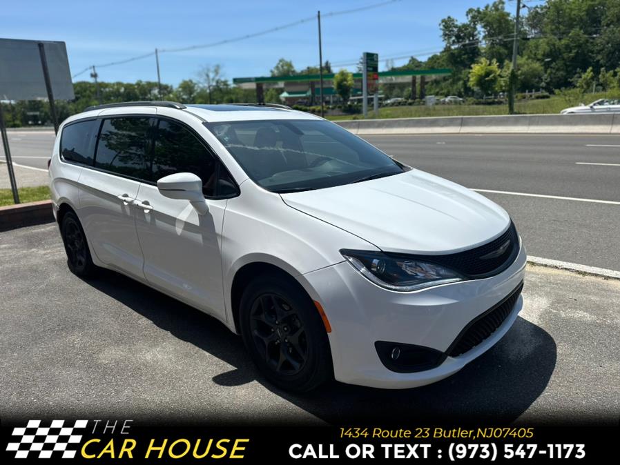 2018 Chrysler Pacifica Limited FWD, available for sale in Butler, New Jersey | The Car House. Butler, New Jersey 2018 Chrysler Pacifica Limited FWD, available for sale in Butler, New Jersey | The Car House. Butler, New Jersey
