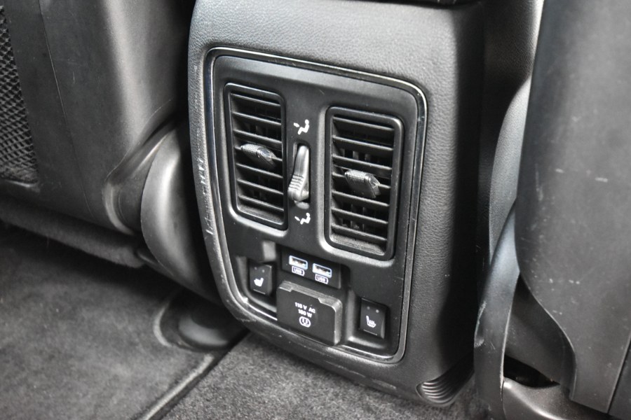 2015 Jeep Grand Cherokee 4WD 4dr Limited, available for sale in Waterbury, Connecticut | Highline Car Connection. Waterbury, Connecticut 2015 Jeep Grand Cherokee 4WD 4dr Limited, available for sale in Waterbury, Connecticut | Highline Car Connection. Waterbury, Connecticut