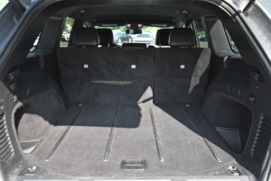 2015 Jeep Grand Cherokee 4WD 4dr Limited, available for sale in Waterbury, Connecticut | Highline Car Connection. Waterbury, Connecticut 2015 Jeep Grand Cherokee 4WD 4dr Limited, available for sale in Waterbury, Connecticut | Highline Car Connection. Waterbury, Connecticut