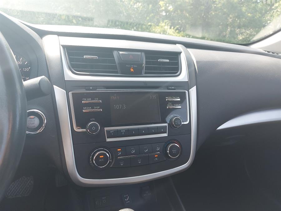 2017 Nissan Altima 2017.5 2.5 SV Sedan, available for sale in West Hartford, Connecticut | Chadrad Motors llc. West Hartford, Connecticut 2017 Nissan Altima 2017.5 2.5 SV Sedan, available for sale in West Hartford, Connecticut | Chadrad Motors llc. West Hartford, Connecticut