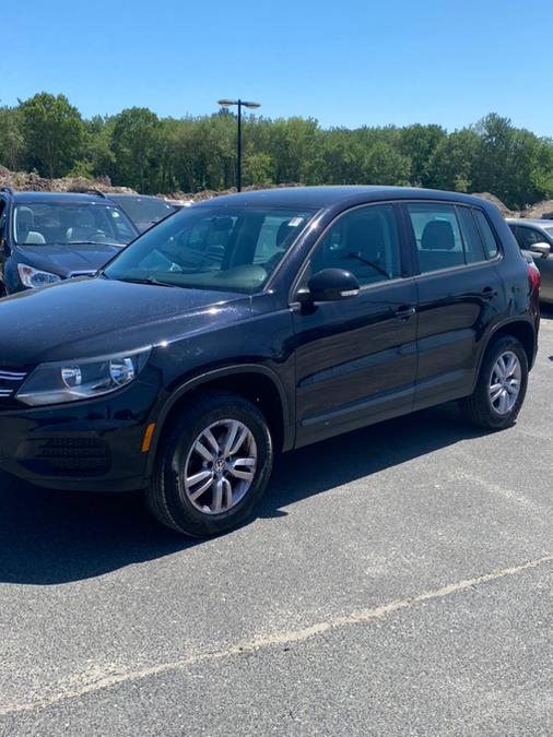 2012 Volkswagen Tiguan 2WD 4dr Auto S, available for sale in Raynham, Massachusetts | J & A Auto Center. Raynham, Massachusetts 2012 Volkswagen Tiguan 2WD 4dr Auto S, available for sale in Raynham, Massachusetts | J & A Auto Center. Raynham, Massachusetts