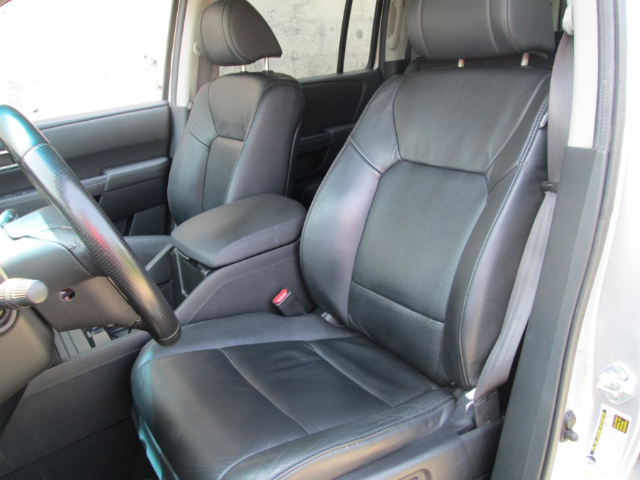 2011 Honda Pilot 4WD 4dr EX-L, available for sale in Levittown, Pennsylvania | Levittown Auto. Levittown, Pennsylvania 2011 Honda Pilot 4WD 4dr EX-L, available for sale in Levittown, Pennsylvania | Levittown Auto. Levittown, Pennsylvania