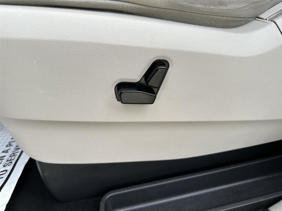 2010 Chrysler Town & Country Touring Plus, available for sale in Elida, Ohio | Josh's All Under Ten LLC. Elida, Ohio 2010 Chrysler Town & Country Touring Plus, available for sale in Elida, Ohio | Josh's All Under Ten LLC. Elida, Ohio