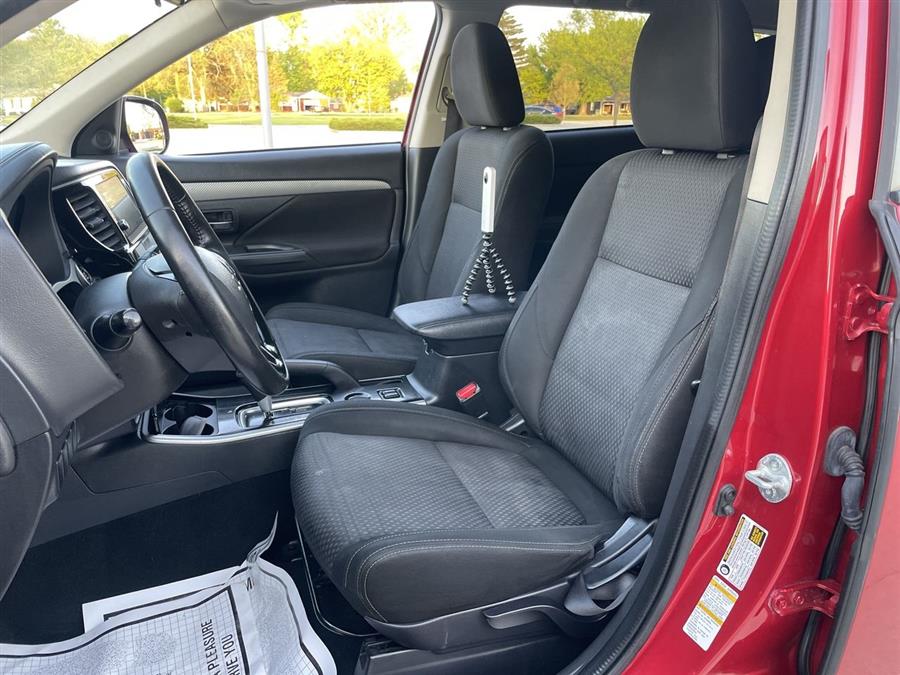 2018 Mitsubishi Outlander SE, available for sale in Elida, Ohio | Josh's All Under Ten LLC. Elida, Ohio 2018 Mitsubishi Outlander SE, available for sale in Elida, Ohio | Josh's All Under Ten LLC. Elida, Ohio