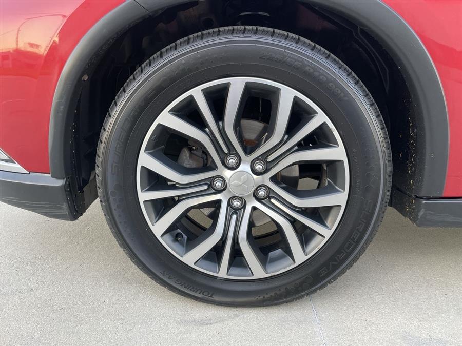 2018 Mitsubishi Outlander SE, available for sale in Elida, Ohio | Josh's All Under Ten LLC. Elida, Ohio 2018 Mitsubishi Outlander SE, available for sale in Elida, Ohio | Josh's All Under Ten LLC. Elida, Ohio
