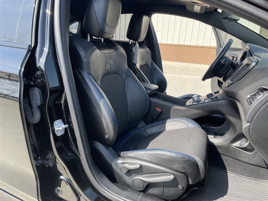 2015 Chrysler 200 S, available for sale in Elida, Ohio | Josh's All Under Ten LLC. Elida, Ohio 2015 Chrysler 200 S, available for sale in Elida, Ohio | Josh's All Under Ten LLC. Elida, Ohio