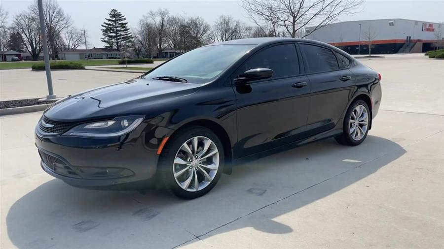 2015 Chrysler 200 S, available for sale in Elida, Ohio | Josh's All Under Ten LLC. Elida, Ohio 2015 Chrysler 200 S, available for sale in Elida, Ohio | Josh's All Under Ten LLC. Elida, Ohio