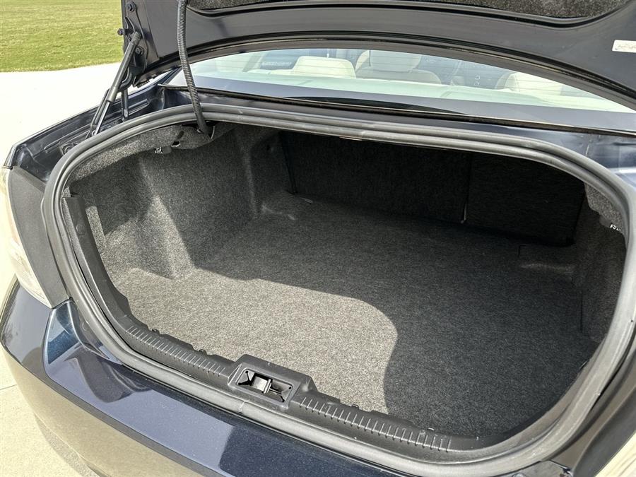 2009 Ford Fusion SE, available for sale in Elida, Ohio | Josh's All Under Ten LLC. Elida, Ohio 2009 Ford Fusion SE, available for sale in Elida, Ohio | Josh's All Under Ten LLC. Elida, Ohio