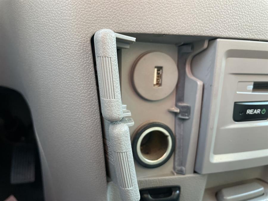 2016 Honda Odyssey SE, available for sale in Elida, Ohio | Josh's All Under Ten LLC. Elida, Ohio 2016 Honda Odyssey SE, available for sale in Elida, Ohio | Josh's All Under Ten LLC. Elida, Ohio