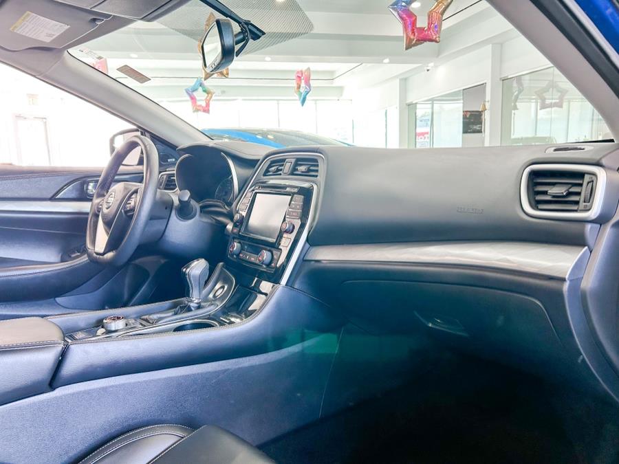 2017 Nissan Maxima SL 3.5L, available for sale in Franklin Square, New York | Luxury Motor Club. Franklin Square, New York 2017 Nissan Maxima SL 3.5L, available for sale in Franklin Square, New York | Luxury Motor Club. Franklin Square, New York