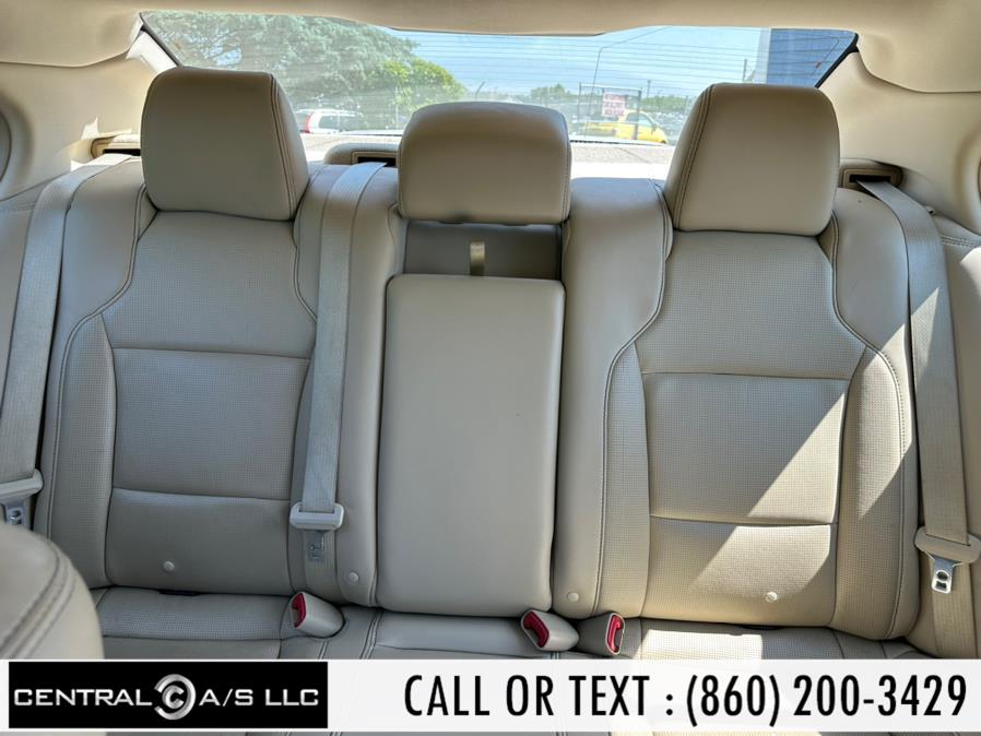 2013 Ford Taurus 4dr Sdn Limited FWD, available for sale in East Windsor, Connecticut | Central A/S LLC. East Windsor, Connecticut 2013 Ford Taurus 4dr Sdn Limited FWD, available for sale in East Windsor, Connecticut | Central A/S LLC. East Windsor, Connecticut