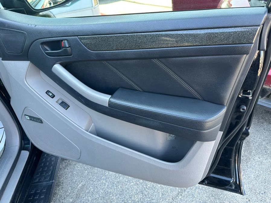 2005 Toyota 4Runner 4dr Limited V8 Auto 4WD (Natl), available for sale in Taunton, Massachusetts | Rt 138 Auto Center Inc . Taunton, Massachusetts 2005 Toyota 4Runner 4dr Limited V8 Auto 4WD (Natl), available for sale in Taunton, Massachusetts | Rt 138 Auto Center Inc . Taunton, Massachusetts