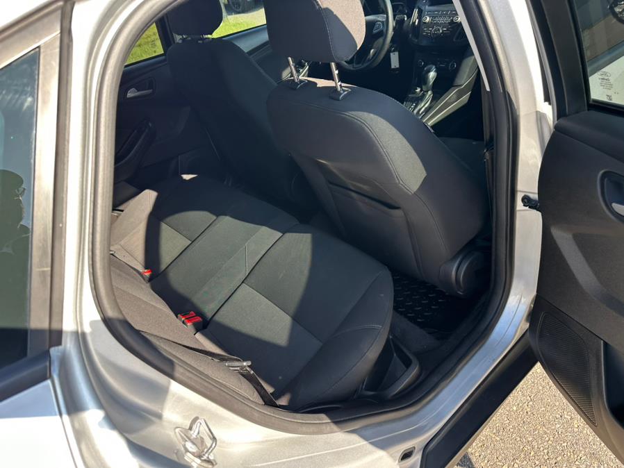 2018 Ford Focus SE Hatch, available for sale in South Windsor, Connecticut | Mike And Tony Auto Sales, Inc. South Windsor, Connecticut 2018 Ford Focus SE Hatch, available for sale in South Windsor, Connecticut | Mike And Tony Auto Sales, Inc. South Windsor, Connecticut