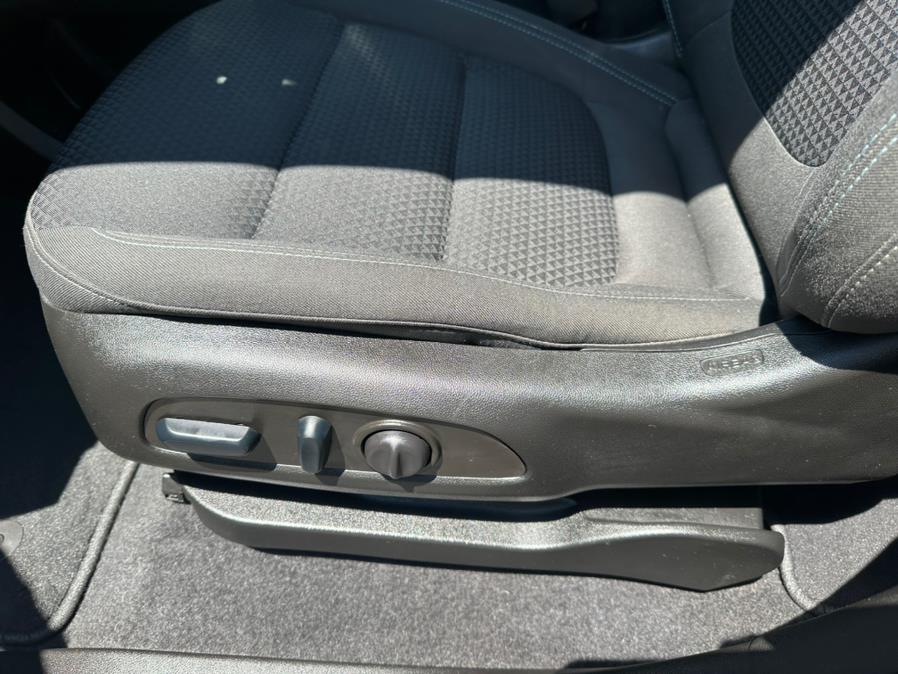 2023 Chevrolet Bolt EUV FWD 4dr LT, available for sale in South Windsor, Connecticut | Mike And Tony Auto Sales, Inc. South Windsor, Connecticut 2023 Chevrolet Bolt EUV FWD 4dr LT, available for sale in South Windsor, Connecticut | Mike And Tony Auto Sales, Inc. South Windsor, Connecticut