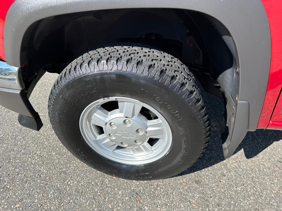 2005 Chevrolet Colorado Crew Cab 126.0" WB 4WD 1SB LS Z85, available for sale in South Windsor, Connecticut | Mike And Tony Auto Sales, Inc. South Windsor, Connecticut 2005 Chevrolet Colorado Crew Cab 126.0" WB 4WD 1SB LS Z85, available for sale in South Windsor, Connecticut | Mike And Tony Auto Sales, Inc. South Windsor, Connecticut