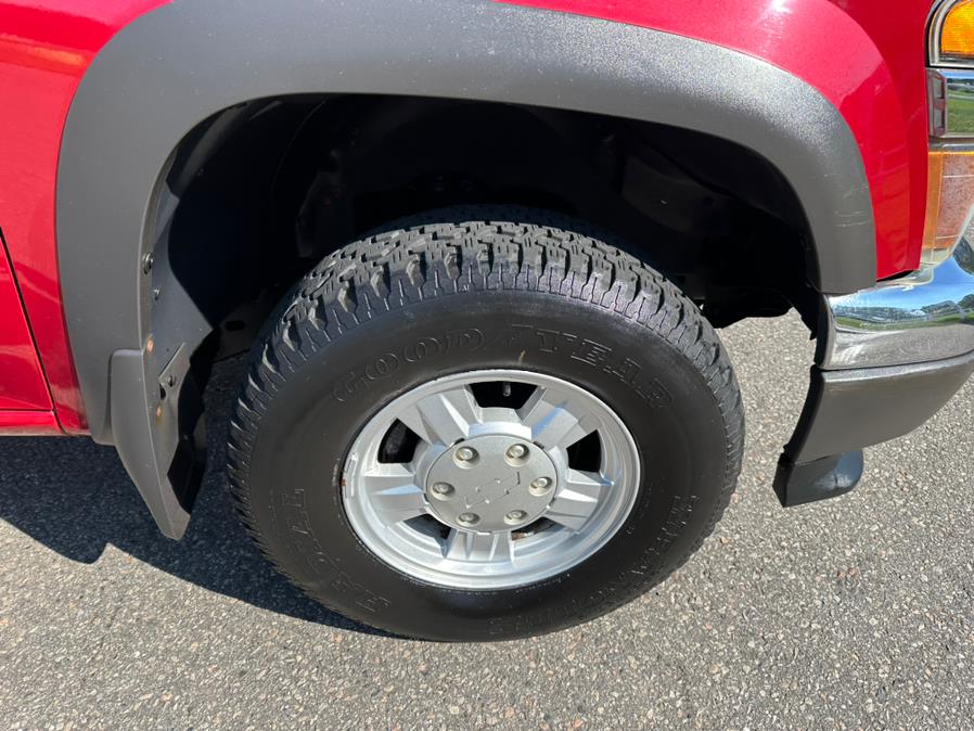 2005 Chevrolet Colorado Crew Cab 126.0" WB 4WD 1SB LS Z85, available for sale in South Windsor, Connecticut | Mike And Tony Auto Sales, Inc. South Windsor, Connecticut 2005 Chevrolet Colorado Crew Cab 126.0" WB 4WD 1SB LS Z85, available for sale in South Windsor, Connecticut | Mike And Tony Auto Sales, Inc. South Windsor, Connecticut