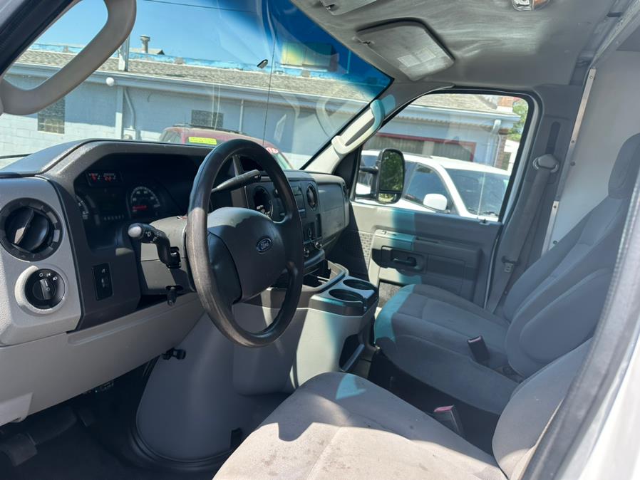 2014 Ford Econoline Commercial Cutaway E-350 Super Duty 138" SRW, available for sale in South Windsor, Connecticut | Mike And Tony Auto Sales, Inc. South Windsor, Connecticut 2014 Ford Econoline Commercial Cutaway E-350 Super Duty 138" SRW, available for sale in South Windsor, Connecticut | Mike And Tony Auto Sales, Inc. South Windsor, Connecticut
