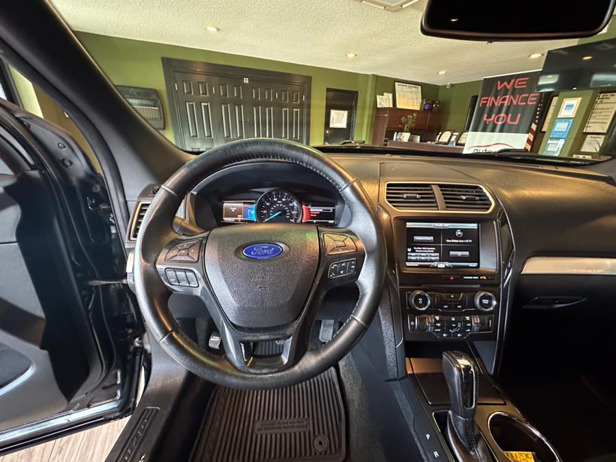 2016 Ford Explorer 4WD 4dr XLT, available for sale in West Hartford, Connecticut | AutoMax. West Hartford, Connecticut 2016 Ford Explorer 4WD 4dr XLT, available for sale in West Hartford, Connecticut | AutoMax. West Hartford, Connecticut