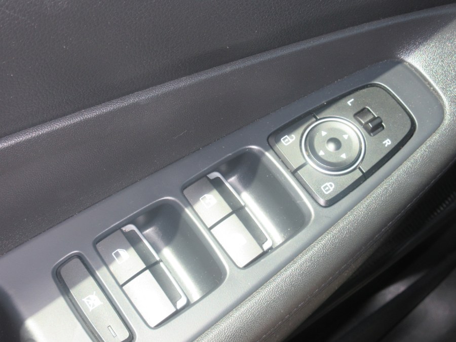 2020 Hyundai Santa Fe SE 2.4L Auto AWD, available for sale in Linden, New Jersey | Route 27 Auto Mall. Linden, New Jersey 2020 Hyundai Santa Fe SE 2.4L Auto AWD, available for sale in Linden, New Jersey | Route 27 Auto Mall. Linden, New Jersey