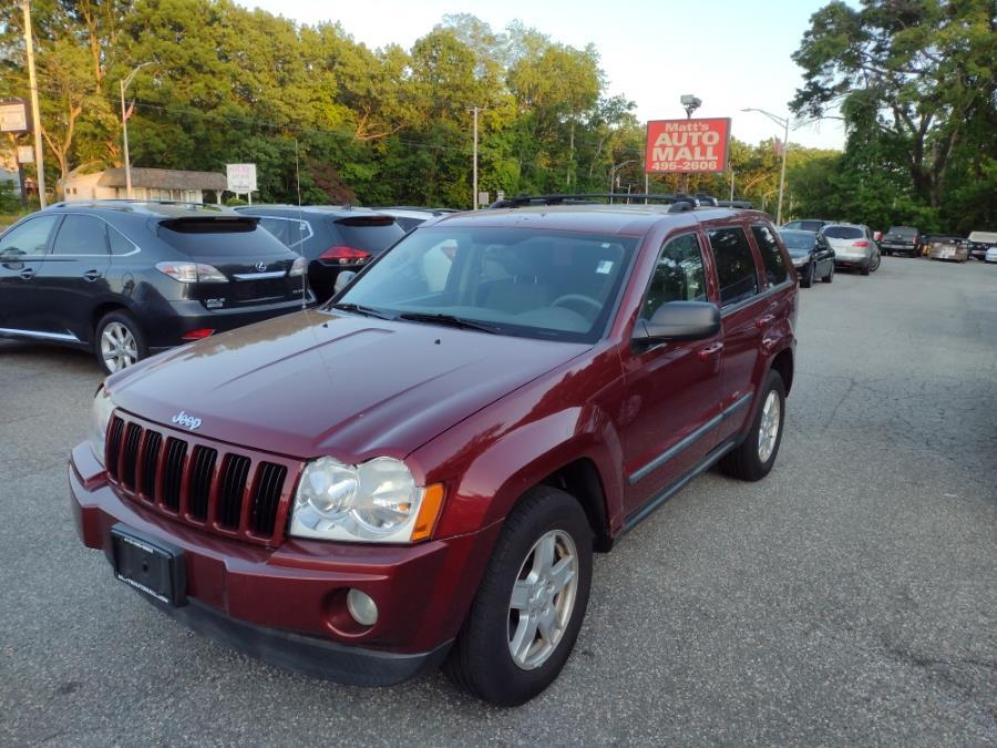 2007 Jeep Grand Cherokee 4WD 4dr Laredo, available for sale in Chicopee, Massachusetts | Matts Auto Mall LLC. Chicopee, Massachusetts