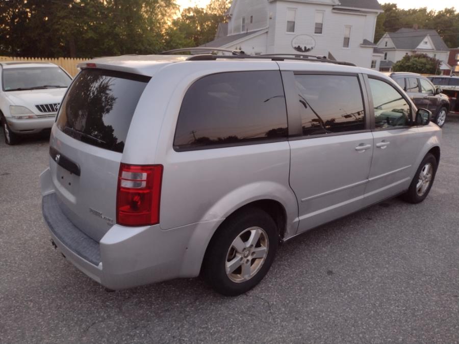 2009 Dodge Grand Caravan 4dr Wgn SE, available for sale in Chicopee, Massachusetts | Matts Auto Mall LLC. Chicopee, Massachusetts 2009 Dodge Grand Caravan 4dr Wgn SE, available for sale in Chicopee, Massachusetts | Matts Auto Mall LLC. Chicopee, Massachusetts