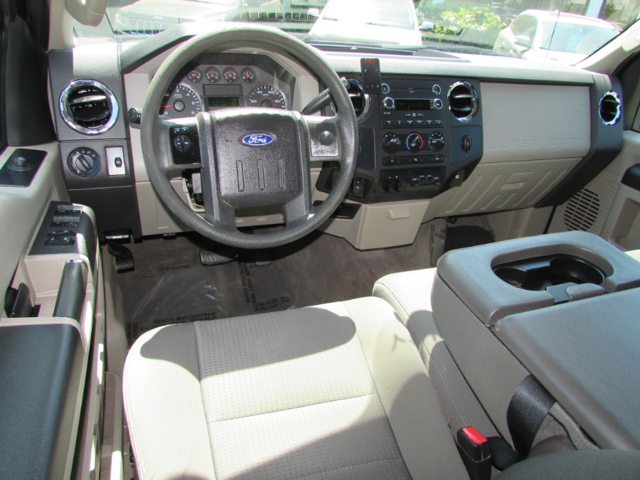 2010 Ford Super Duty F-250 SRW 4WD Crew Cab 156" XLT, available for sale in East Windsor, Connecticut | United Auto Sales of E Windsor, Inc. East Windsor, Connecticut 2010 Ford Super Duty F-250 SRW 4WD Crew Cab 156" XLT, available for sale in East Windsor, Connecticut | United Auto Sales of E Windsor, Inc. East Windsor, Connecticut