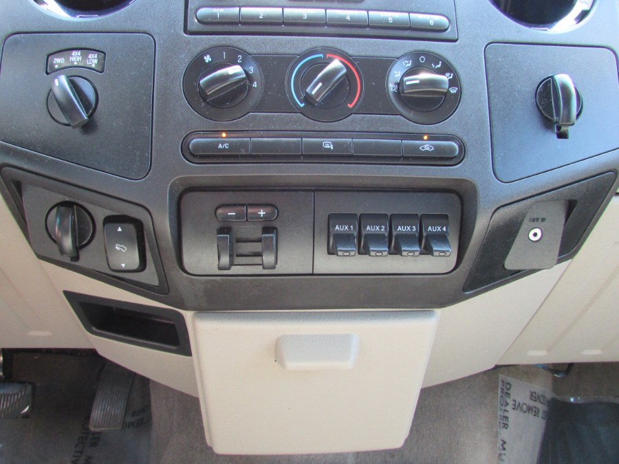 2010 Ford Super Duty F-250 SRW 4WD Crew Cab 156" XLT, available for sale in East Windsor, Connecticut | United Auto Sales of E Windsor, Inc. East Windsor, Connecticut 2010 Ford Super Duty F-250 SRW 4WD Crew Cab 156" XLT, available for sale in East Windsor, Connecticut | United Auto Sales of E Windsor, Inc. East Windsor, Connecticut