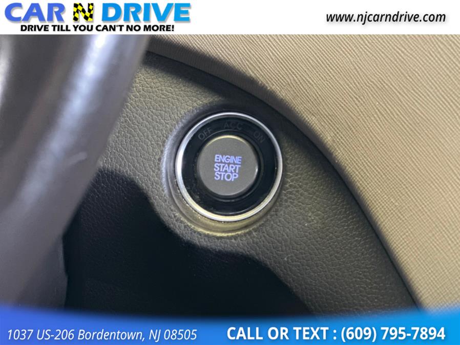 2013 Hyundai Santa Fe Limited AWD, available for sale in Burlington, New Jersey | Car N Drive. Burlington, New Jersey 2013 Hyundai Santa Fe Limited AWD, available for sale in Burlington, New Jersey | Car N Drive. Burlington, New Jersey
