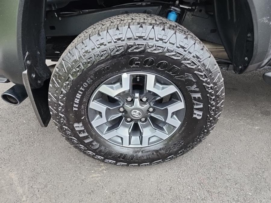 2022 Toyota Tacoma 4WD TRD Off Road Double Cab 5'' Bed V6 MT (Natl), available for sale in Islip, New York | L.I. Auto Gallery. Islip, New York 2022 Toyota Tacoma 4WD TRD Off Road Double Cab 5'' Bed V6 MT (Natl), available for sale in Islip, New York | L.I. Auto Gallery. Islip, New York